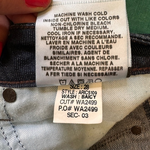 JOE’S JEANS Icon Muse Women’s Distressed Boot Cut Dark Wash Blue Jeans Size 28 - Picture 5 of 11